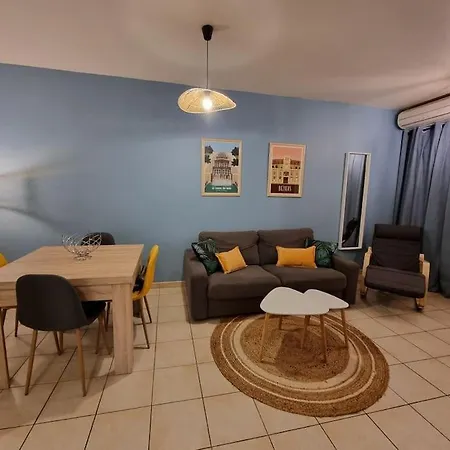 Appartement Avec Grand Garage דירה