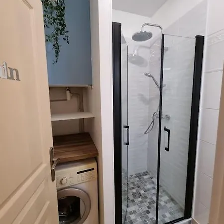 Appartement Avec Grand Garage דירה בזייה